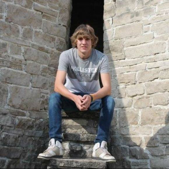 Meet your Posher, Chase - Picture 1 of 1